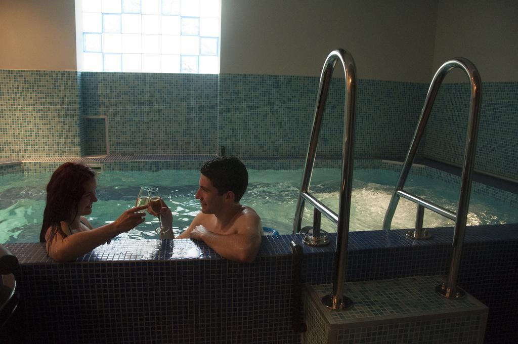 Hotel Kralj วรินรัชกา บานยา ภายนอก รูปภาพ