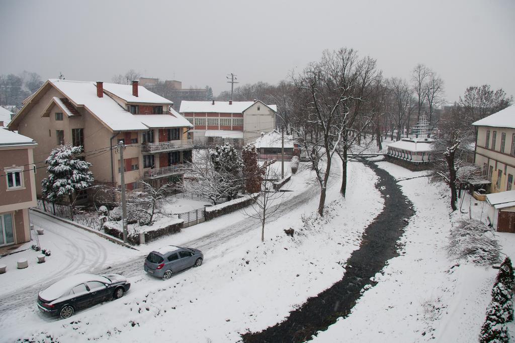 Hotel Kralj วรินรัชกา บานยา ภายนอก รูปภาพ